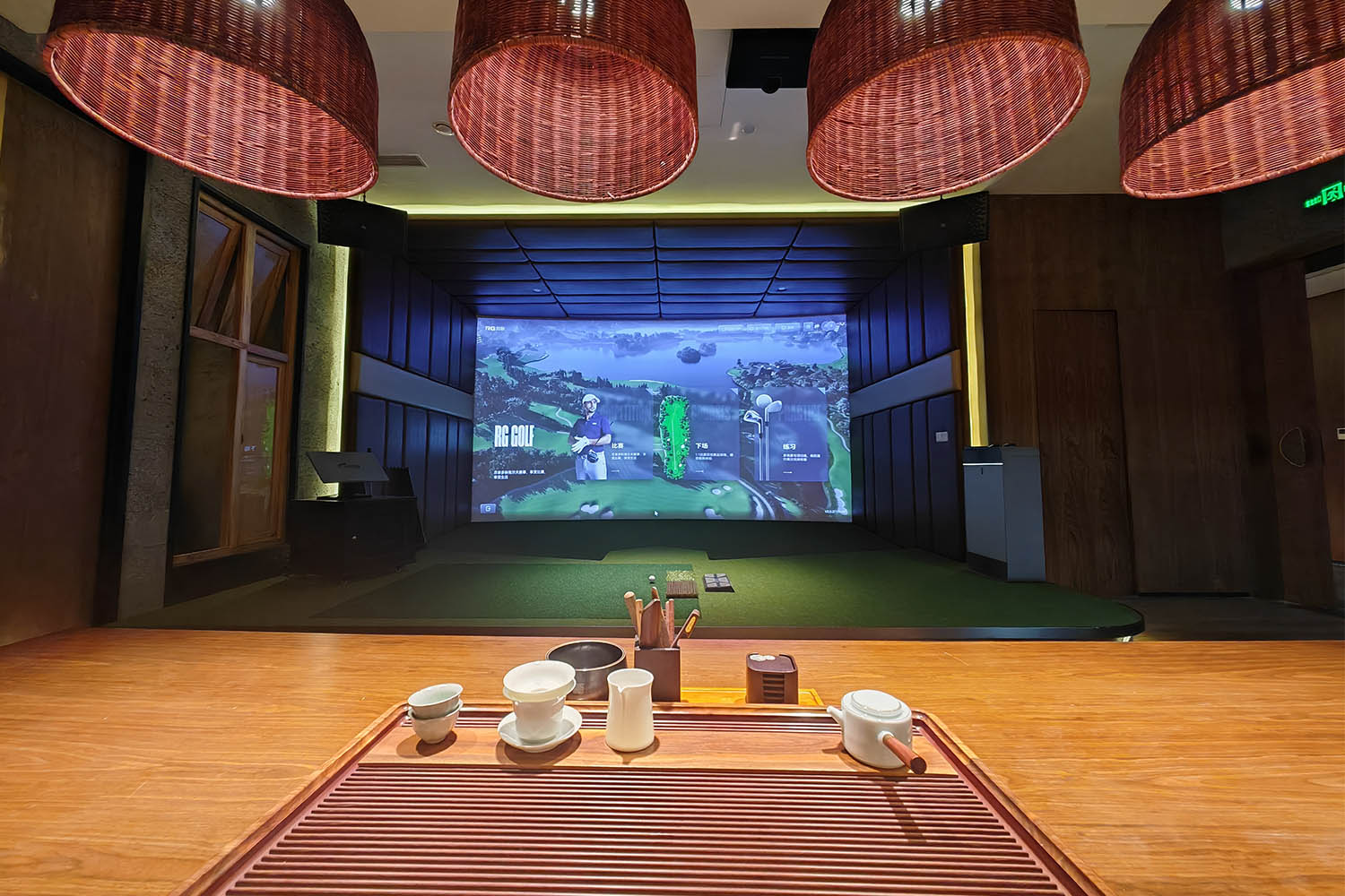 北京阻尼體育高爾夫球館